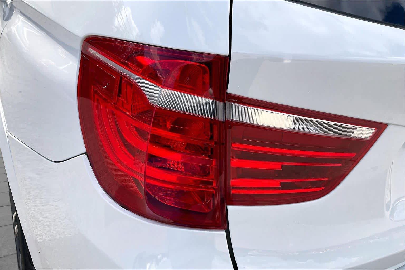 Used 2015 BMW X3 xDrive28i AWD/4WD image 29