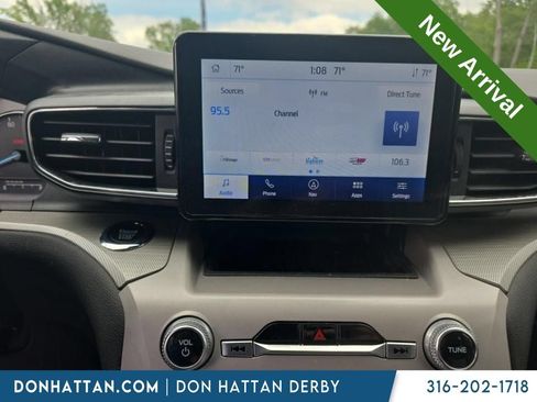 Used 2023 Ford Explorer XLT w/ Equipment Group 202A AWD/4WD image 10