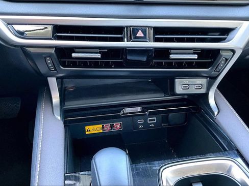 Used 2024 Lexus RX 350 FWD w/ Technology Package image 12