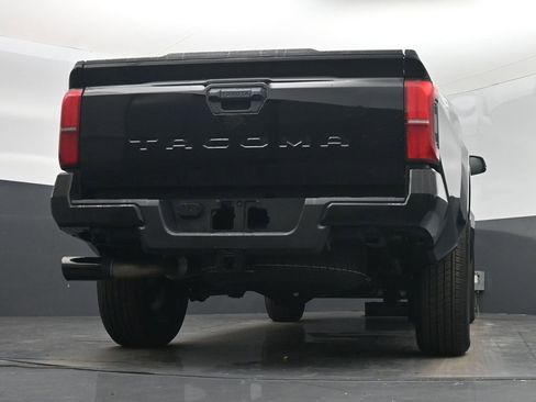 Used 2024 Toyota Tacoma TRD Sport image 44
