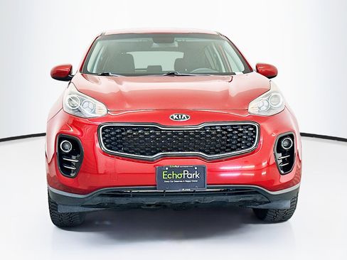 Used 2019 Kia Sportage LX image 2