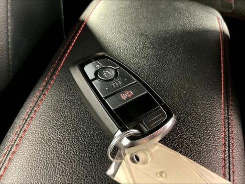 Used 2023 Ford Escape ST-Line image 14