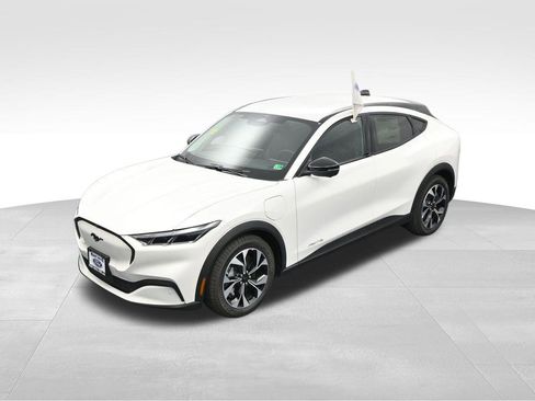 New 2025 Ford Mustang Mach-E Select image 36