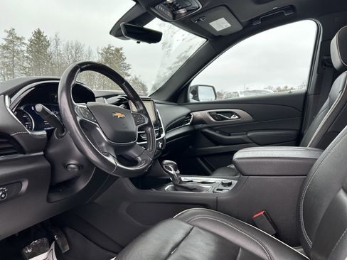 Used 2022 Chevrolet Traverse Premier w/ LPO, Floor Liner Package image 10