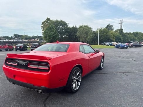 Used 2022 Dodge Challenger GT RWD image 7