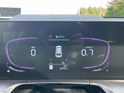 Certified 2024 Kia Telluride S w/ S Sunroof Package image 50