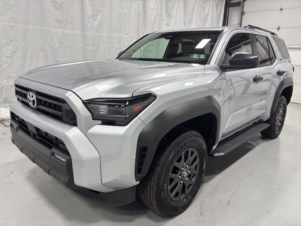 Used 2026 Toyota 4Runner SR5 AWD/4WD image 3