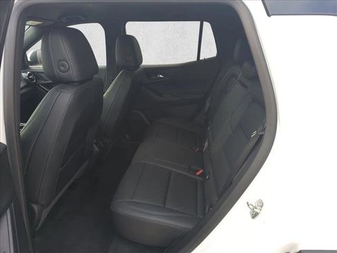 Used 2025 Chevrolet Equinox LT w/ Convenience Package II image 18