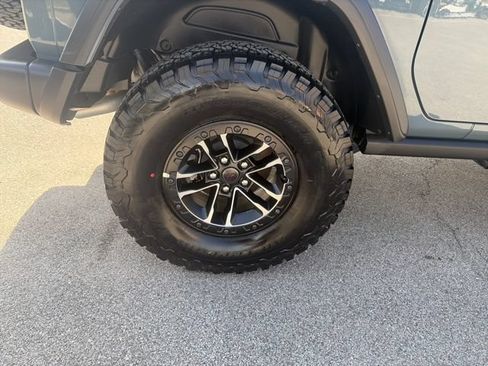 New 2026 Jeep Wrangler Rubicon w/ Xtreme 35 Tire Package AWD/4WD image 47