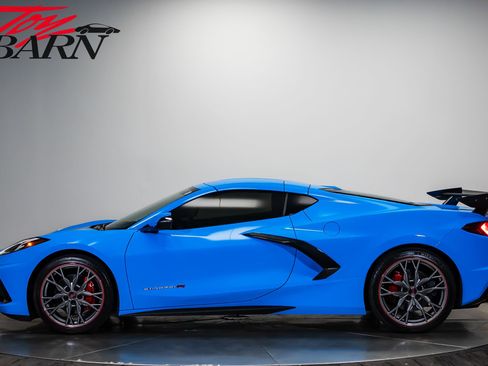 Used 2023 Chevrolet Corvette Stingray Premium Cpe RWD image 10