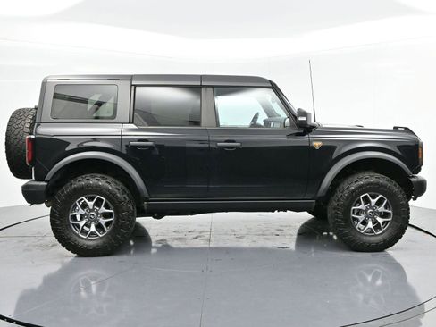 Used 2023 Ford Bronco Badlands image 8