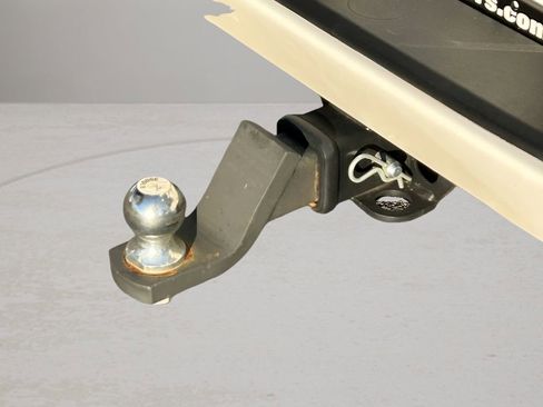 Used 2025 Chevrolet Silverado 1500 Custom image 10