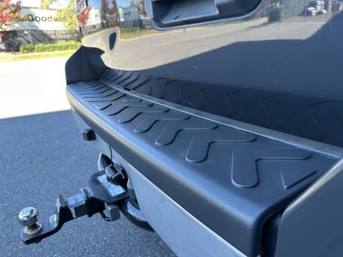 Used 2012 Nissan Xterra S w/ Value Package image 12