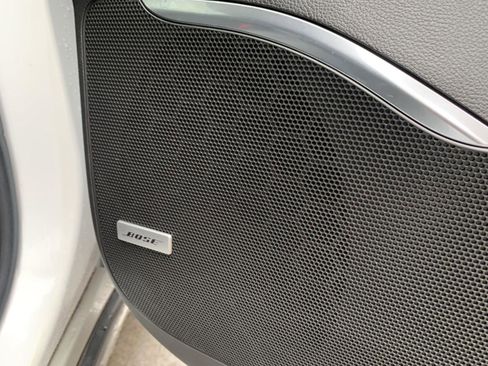 Used 2022 Buick Enclave Premium image 16