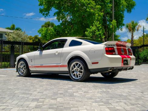 Used 2007 Ford Mustang Shelby GT500 RWD image 5