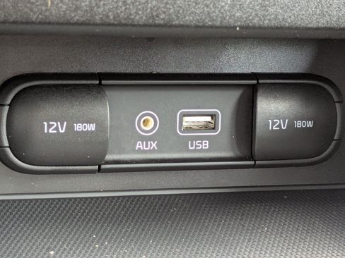 Certified 2021 Kia Forte LXS FWD image 23