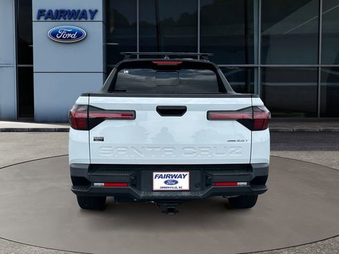 Used 2022 Hyundai Santa Cruz SEL Premium AWD/4WD image 6