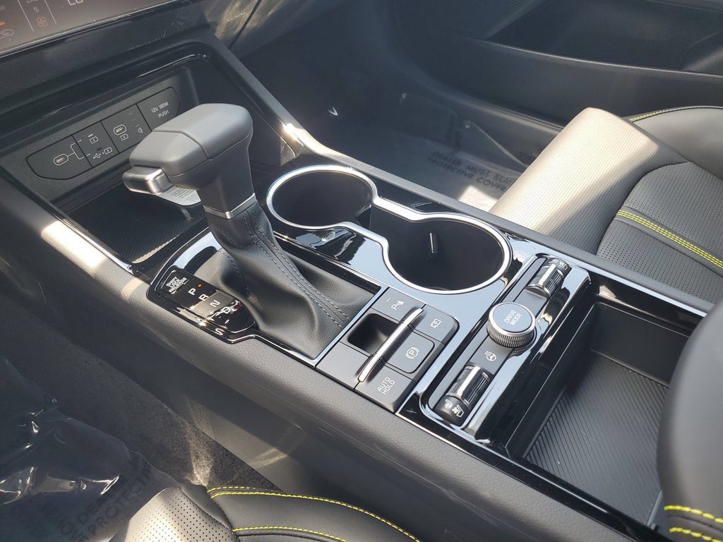New 2026 Kia K5 GT w/ GT1 Package FWD image 19