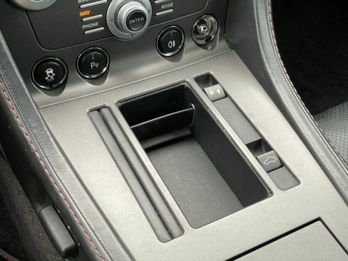 Used 2015 Aston Martin V8 Vantage GT image 25