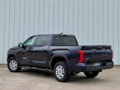 Used 2023 Toyota Tundra SR5 w/ SR5 Premium Package AWD/4WD image 4