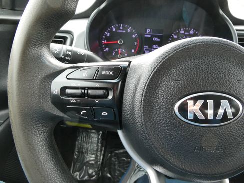 Used 2020 Kia Rio S image 13