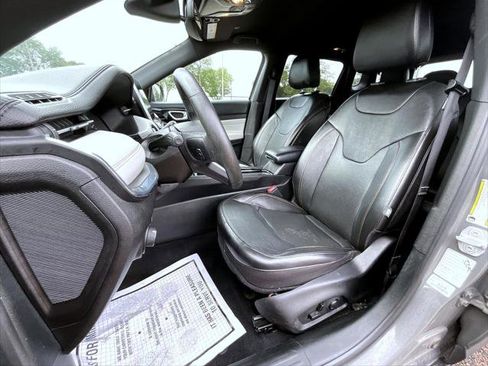 Certified 2023 Jeep Compass Limited image 11