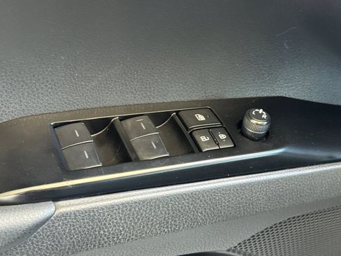 Used 2025 Toyota Camry LE FWD image 14