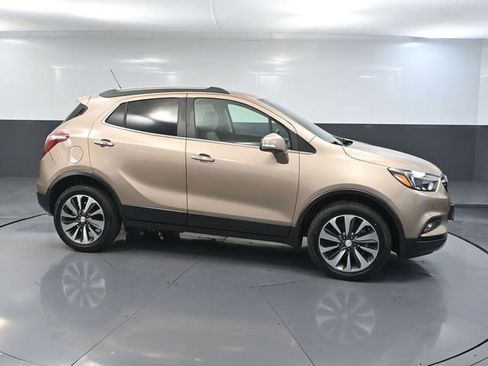 Used 2018 Buick Encore Premium image 4
