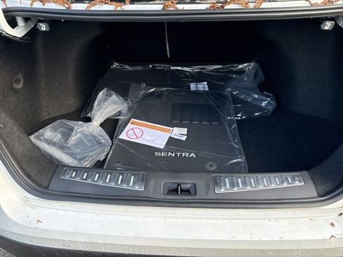 New 2026 Nissan Sentra SL w/ Floor Mat Package FWD image 7