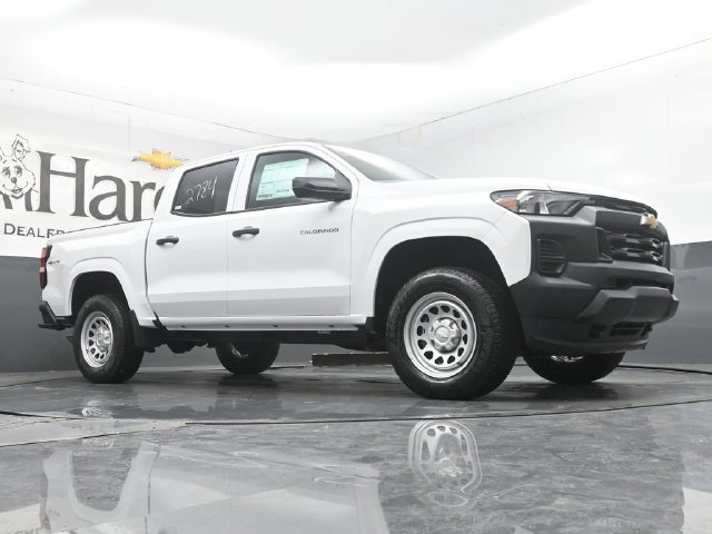 New 2026 Chevrolet Colorado W/T w/ Advanced Trailering Package AWD/4WD image 2