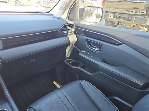 Used 2025 Honda Pilot Elite image 11