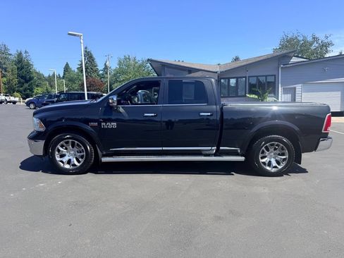 Used 2017 RAM 1500 Limited AWD/4WD image 2