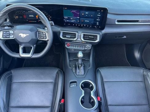 Used 2024 Ford Mustang GT Premium image 13