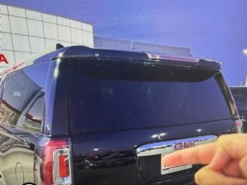 Used 2016 GMC Yukon XL Denali w/ Open Road Package image 3