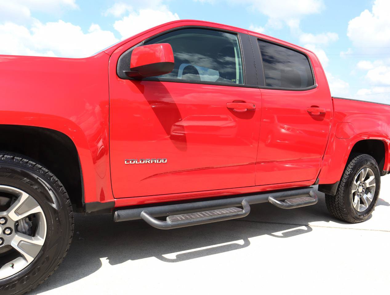 Used 2015 Chevrolet Colorado Z71 AWD/4WD image 30