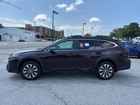 Used 2024 Subaru Outback Limited XT AWD/4WD image 5