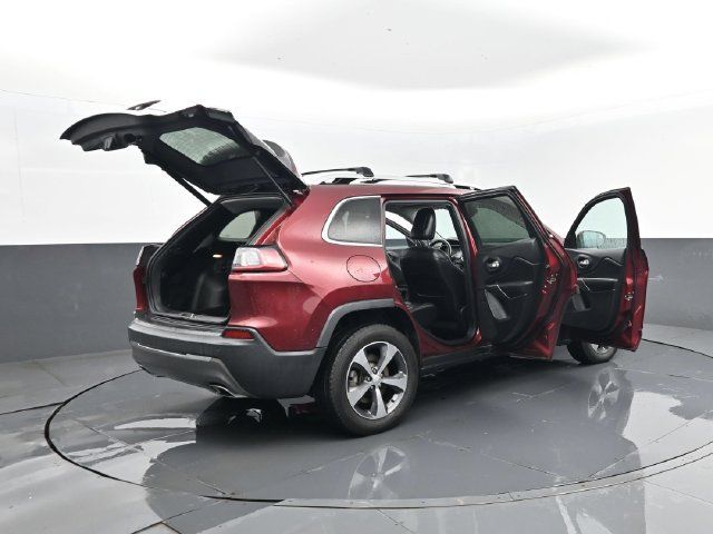 Used 2019 Jeep Cherokee Limited AWD/4WD image 32