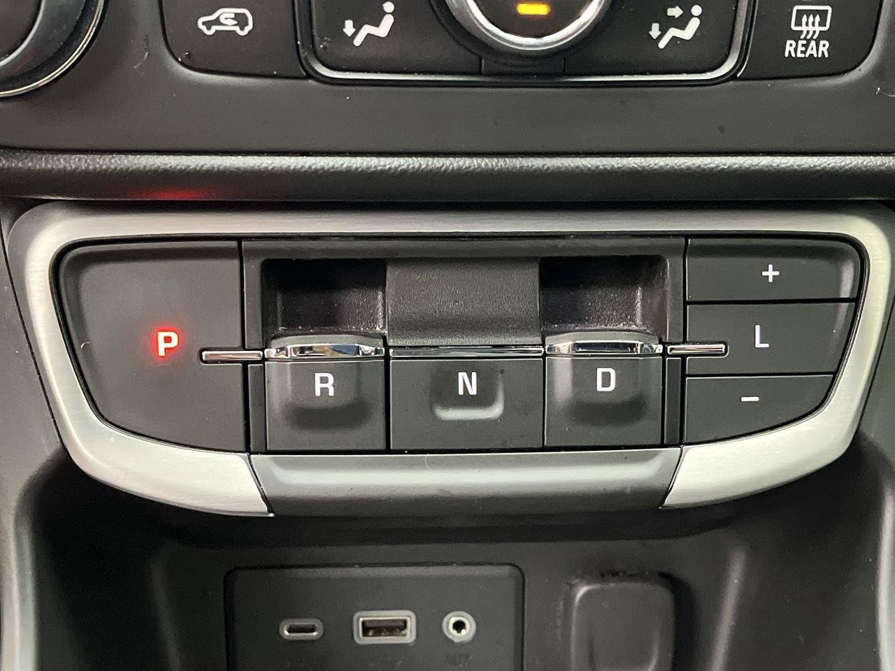 Certified 2023 GMC Terrain SLE w/ Driver Convenience Package AWD/4WD image 28