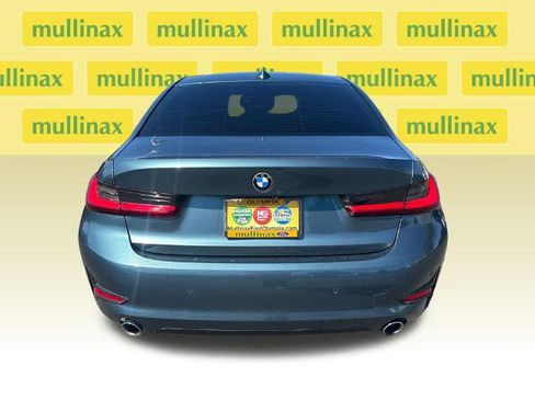 Used 2021 BMW 330i Sedan w/ Convenience Package RWD image 33