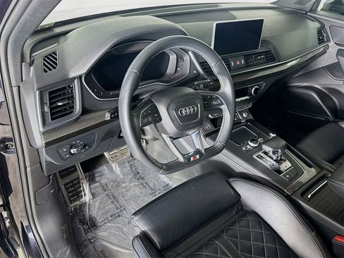 Used 2019 Audi SQ5 Premium Plus w/ Premium Plus Package image 9