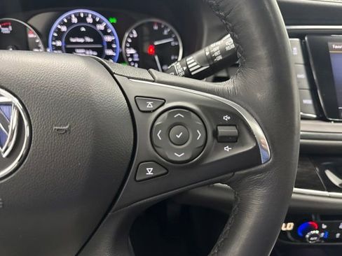 Used 2021 Buick Enclave Avenir w/ Avenir Technology Package AWD/4WD image 13