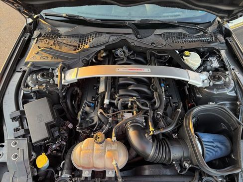 Used 2017 Ford Mustang Shelby GT350 image 10