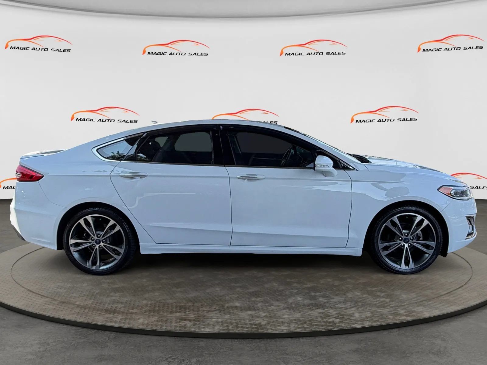 Used 2020 Ford Fusion Titanium AWD/4WD image 6