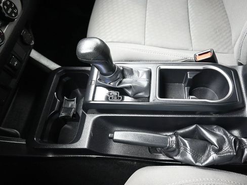 Used 2020 Toyota Tacoma SR w/ SR Convenience Package image 23