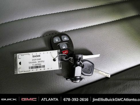 New 2025 GMC Savana 2500 w/ Driver Convenience Package RWD image 19