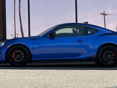 Used 2018 Subaru BRZ tS w/ Popular Package #3 RWD image 7