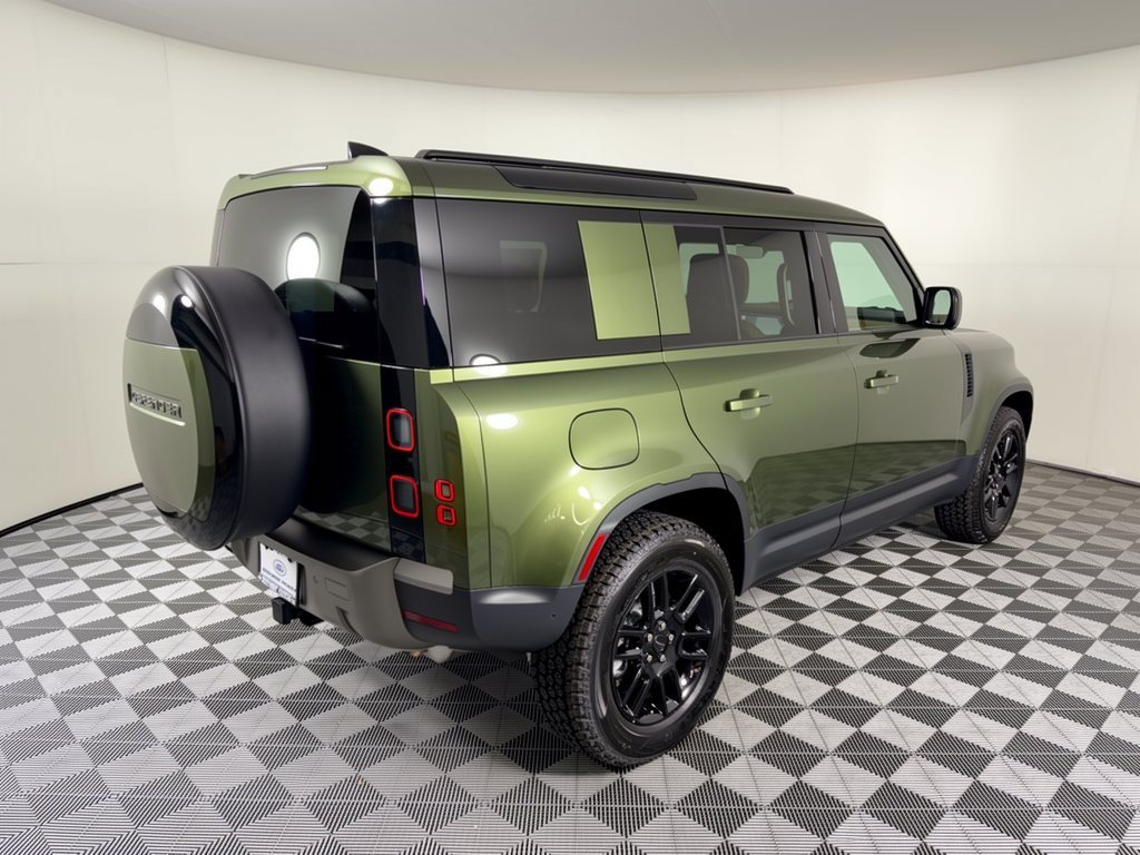 New 2026 Land Rover Defender 110 S AWD/4WD image 9