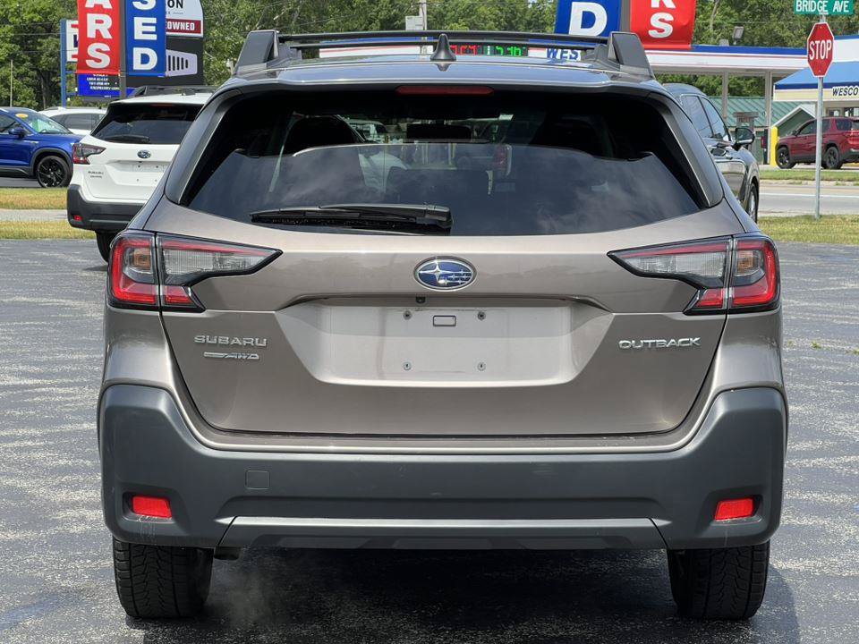 Used 2024 Subaru Outback Premium AWD/4WD image 37