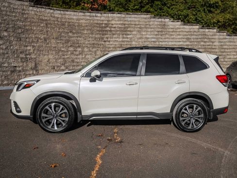 Used 2023 Subaru Forester Limited image 10