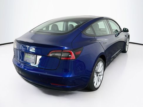 Used 2018 Tesla Model 3 Mid Range RWD image 9